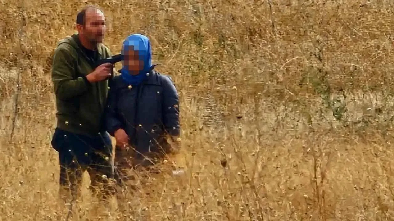 Uzaklaştırma aldığı erkek kafasına silah dayadı!