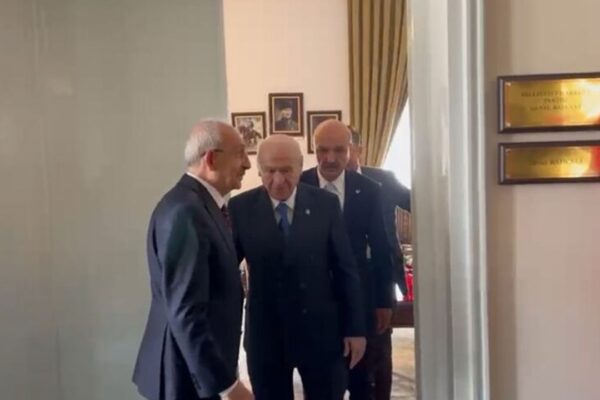 Bahçeli ve Kılıçdaroğlu arasında sürpriz görüşme